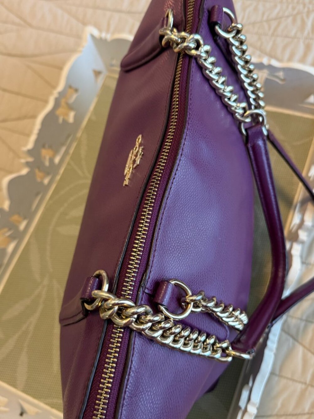 COACH Ava Chain Tote Crossgrain Leather Gold Chain Purple Plum Handbag F37201 - Picture 9 of 15